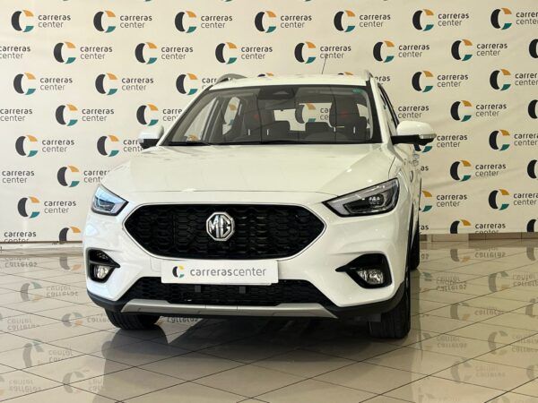 MG ZS 1.5 5MT LUXURY